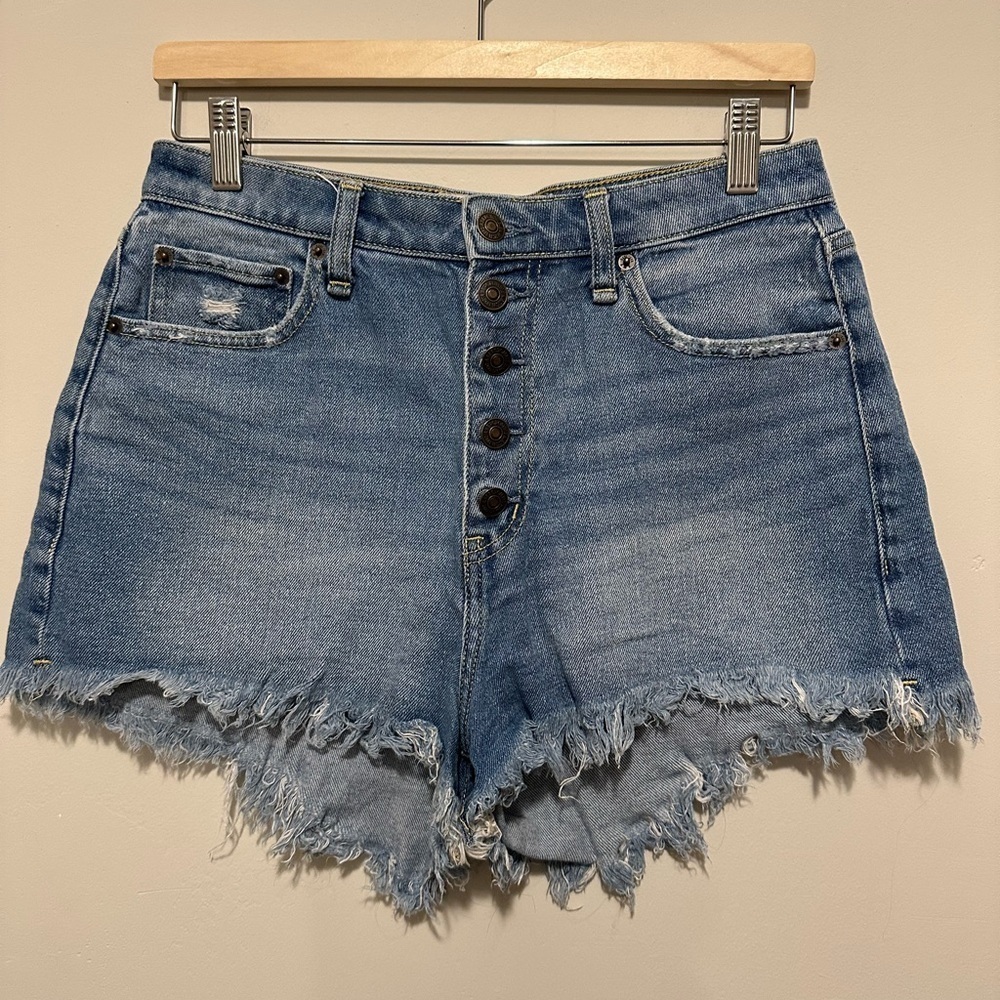 Abercrombie & Fitch High Rise Short Curve Love Size 29
